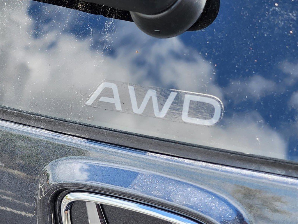 Used 2025 Honda CR-V EX-L image 10