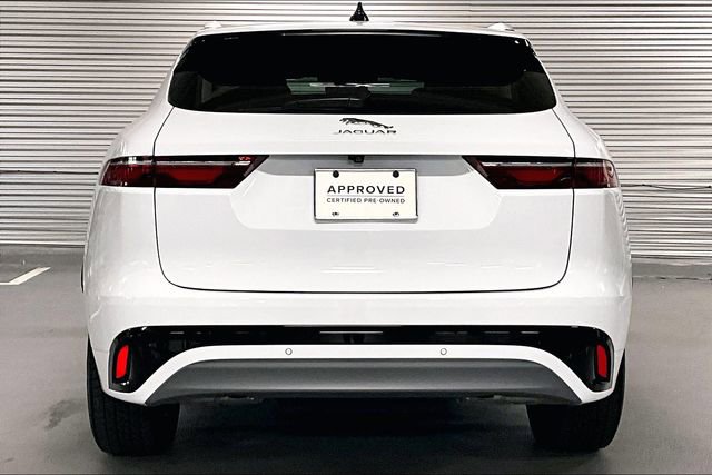 Certified 2025 Jaguar F-PACE R-Dynamic S AWD/4WD image 3