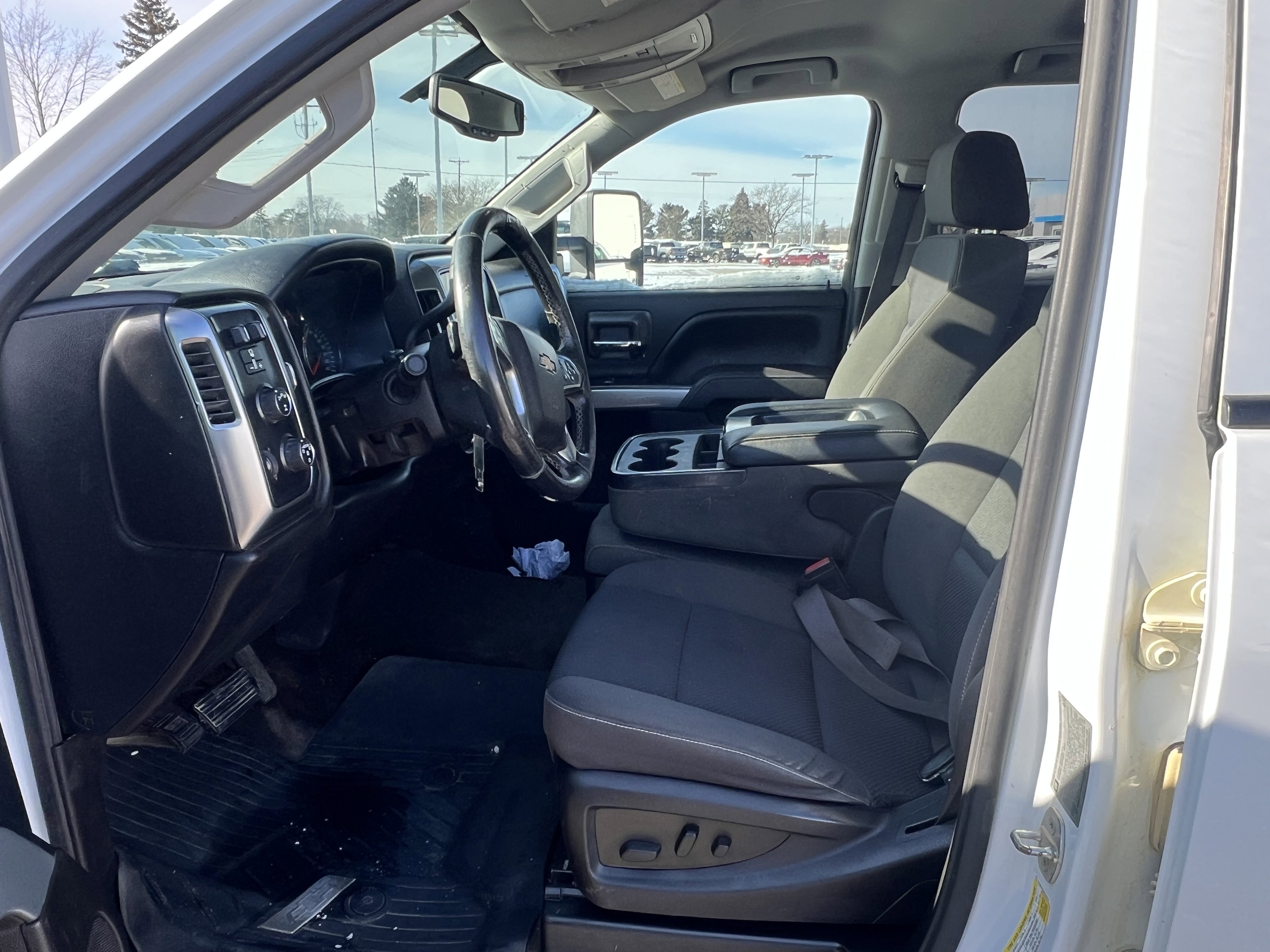 Used 2017 Chevrolet Silverado 3500 LT image 14