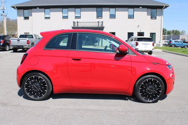 Used 2024 FIAT 500 e (RED) image 6