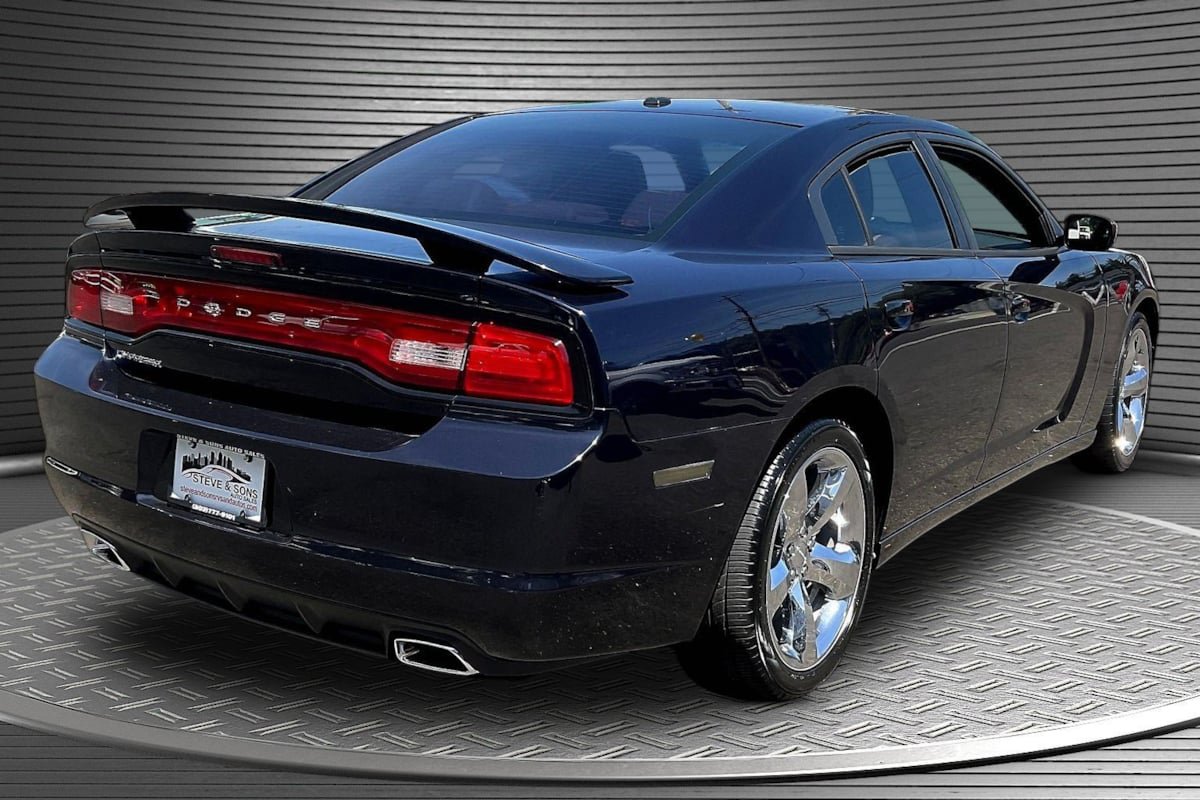 Used 2012 Dodge Charger SXT Plus RWD image 6