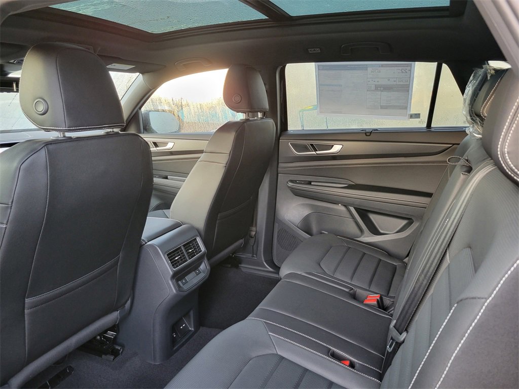 New 2026 Volkswagen Atlas Cross Sport SEL image 5