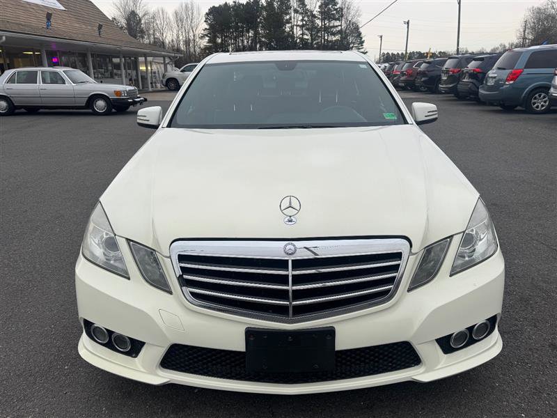 Used 2010 Mercedes-Benz E 350 4MATIC Sedan image 16