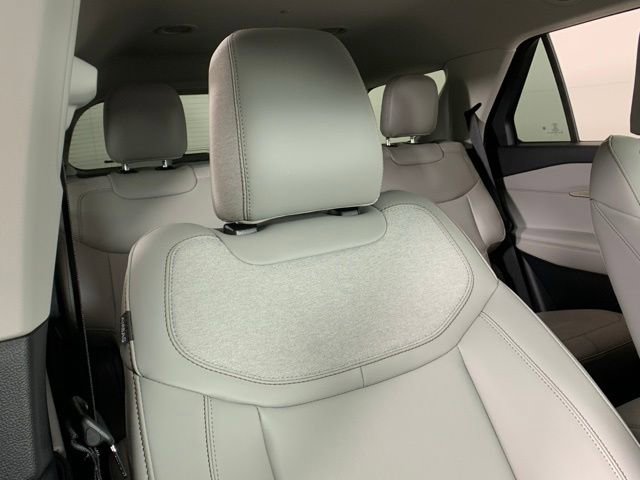 Used 2025 Ford Explorer Active w/ Active Comfort Package image 33