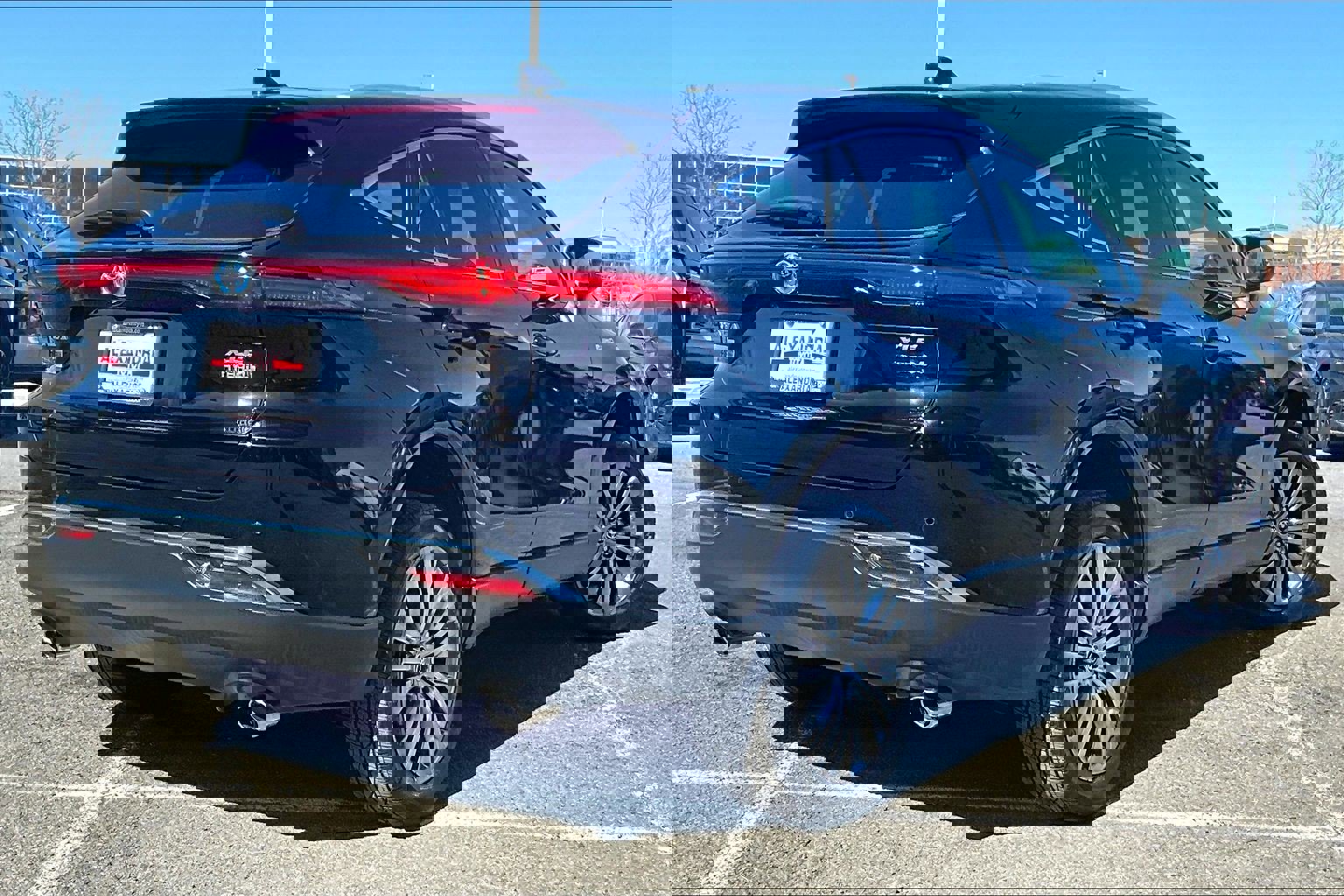 Used 2021 Toyota Venza XLE w/ Softex Package image 12