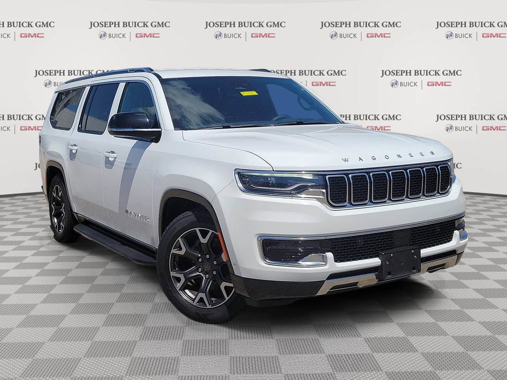 Used 2024 Jeep Wagoneer L Series III w/ Flexible Seating Group AWD/4WD image 1