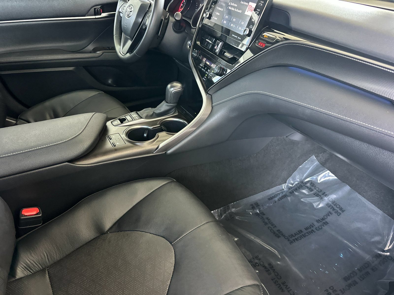 Used 2024 Toyota Camry XSE FWD image 14