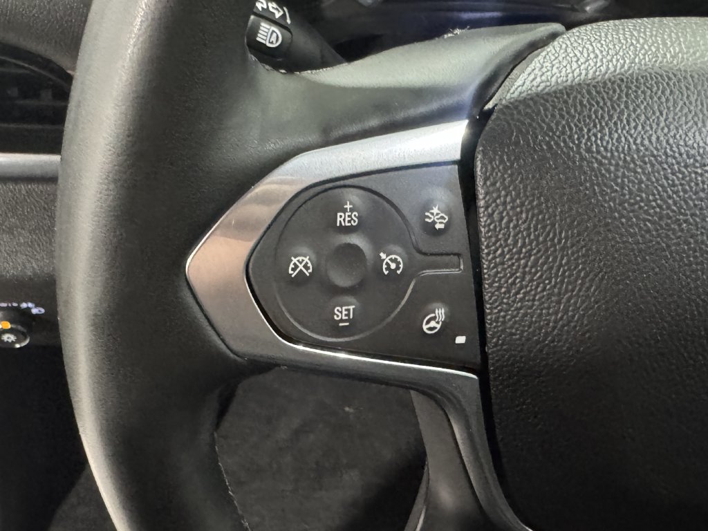 Used 2023 Chevrolet Traverse RS AWD/4WD image 5