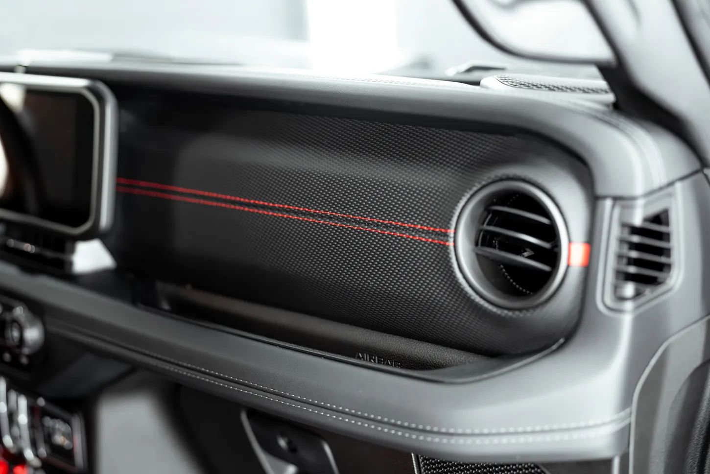 Used 2024 Jeep Wrangler Unlimited Rubicon 392 image 37