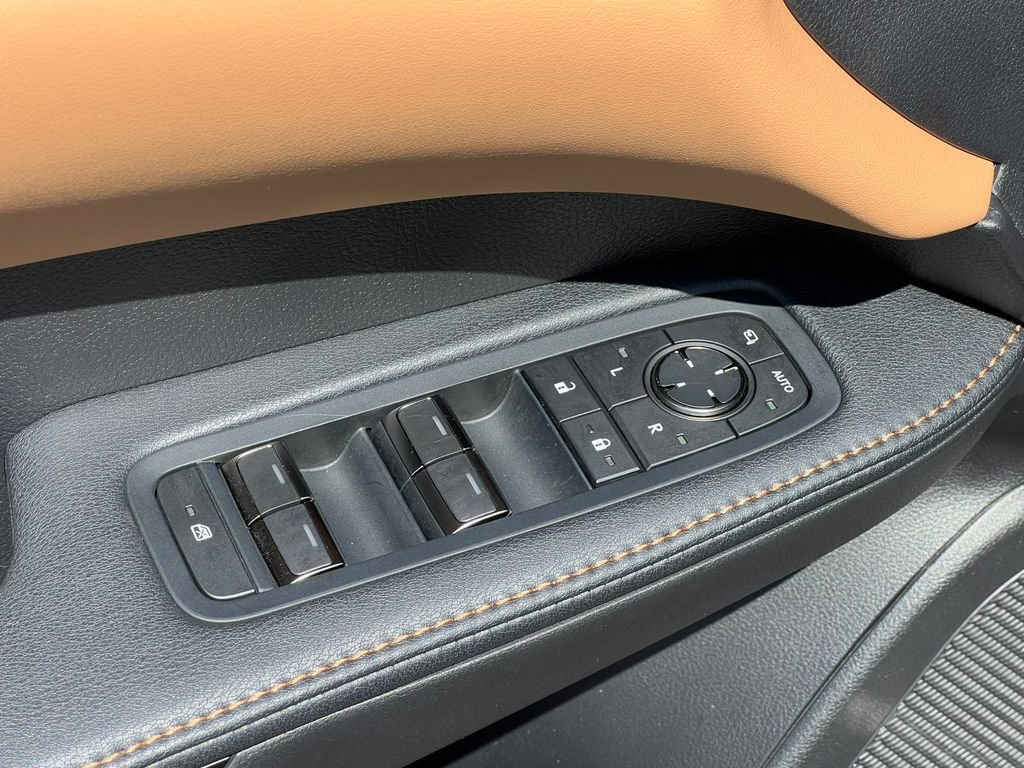 Used 2023 Lexus RX 350h w/ Accessory Package (2T) AWD/4WD image 15