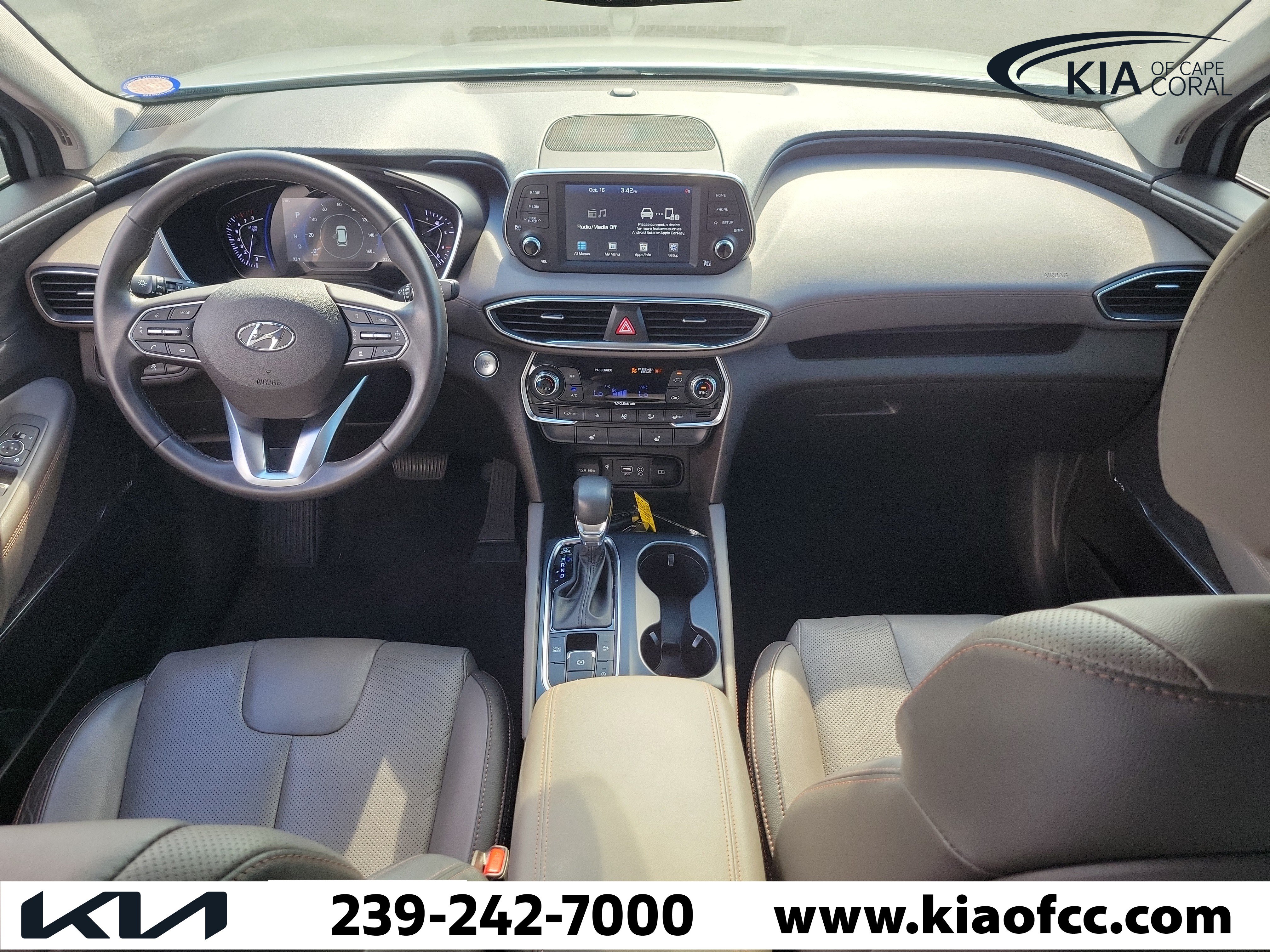 Used 2020 Hyundai Santa Fe SEL w/ Cargo Package FWD image 17