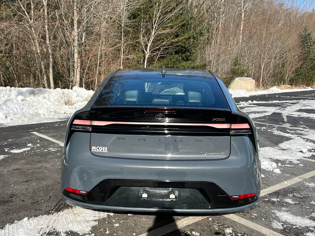 Used 2023 Toyota Prius Prime XSE image 4