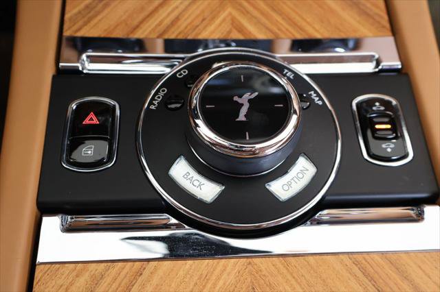 Certified 2016 Rolls-Royce Wraith RWD image 33