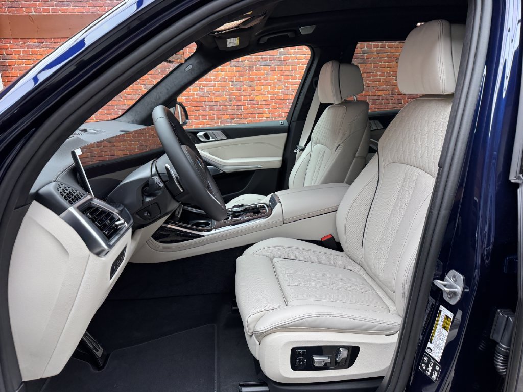New 2027 BMW X7 M60i AWD/4WD image 21
