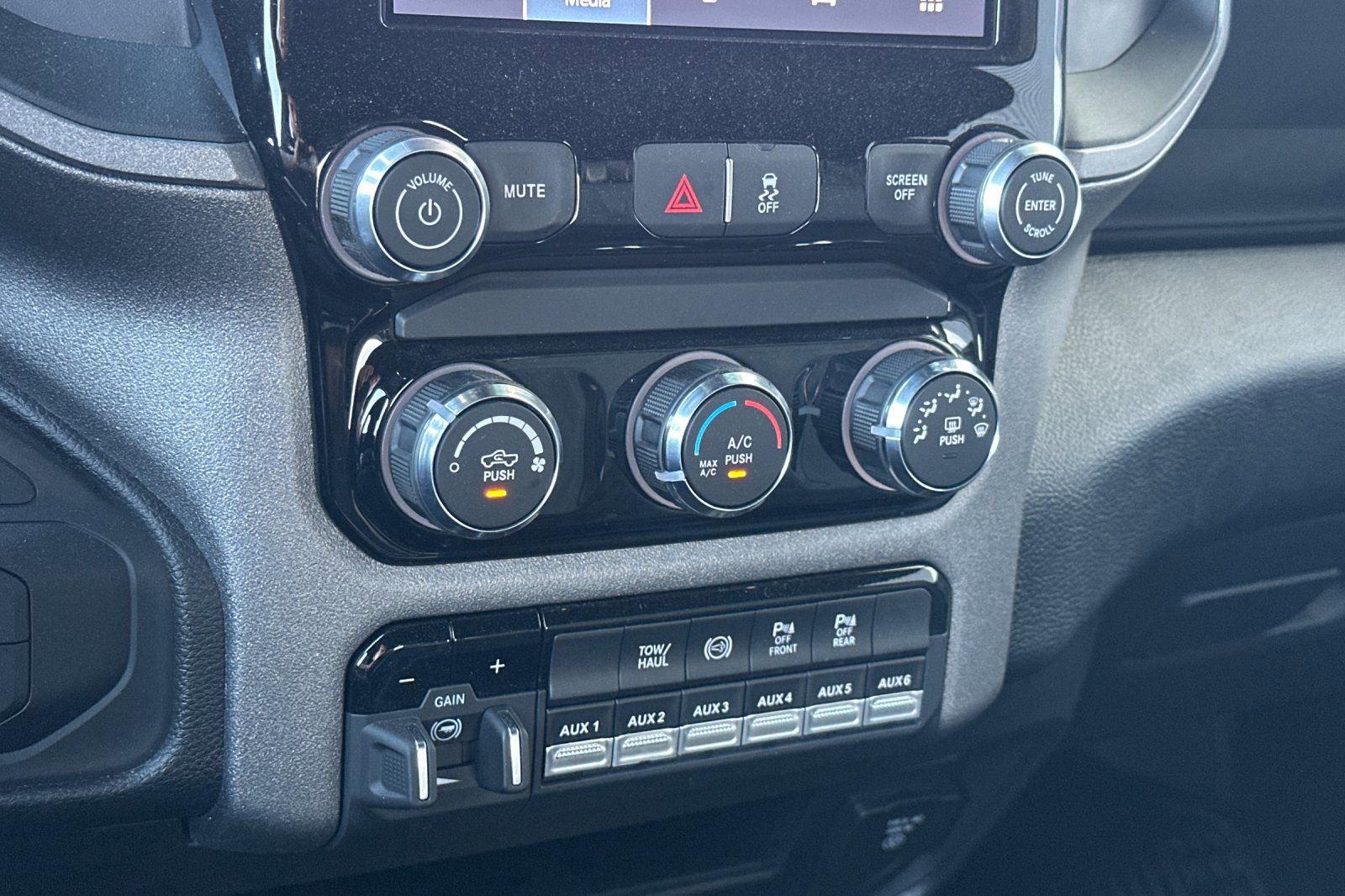 New 2026 RAM 3500 Tradesman w/ Chrome Appearance Group A image 18