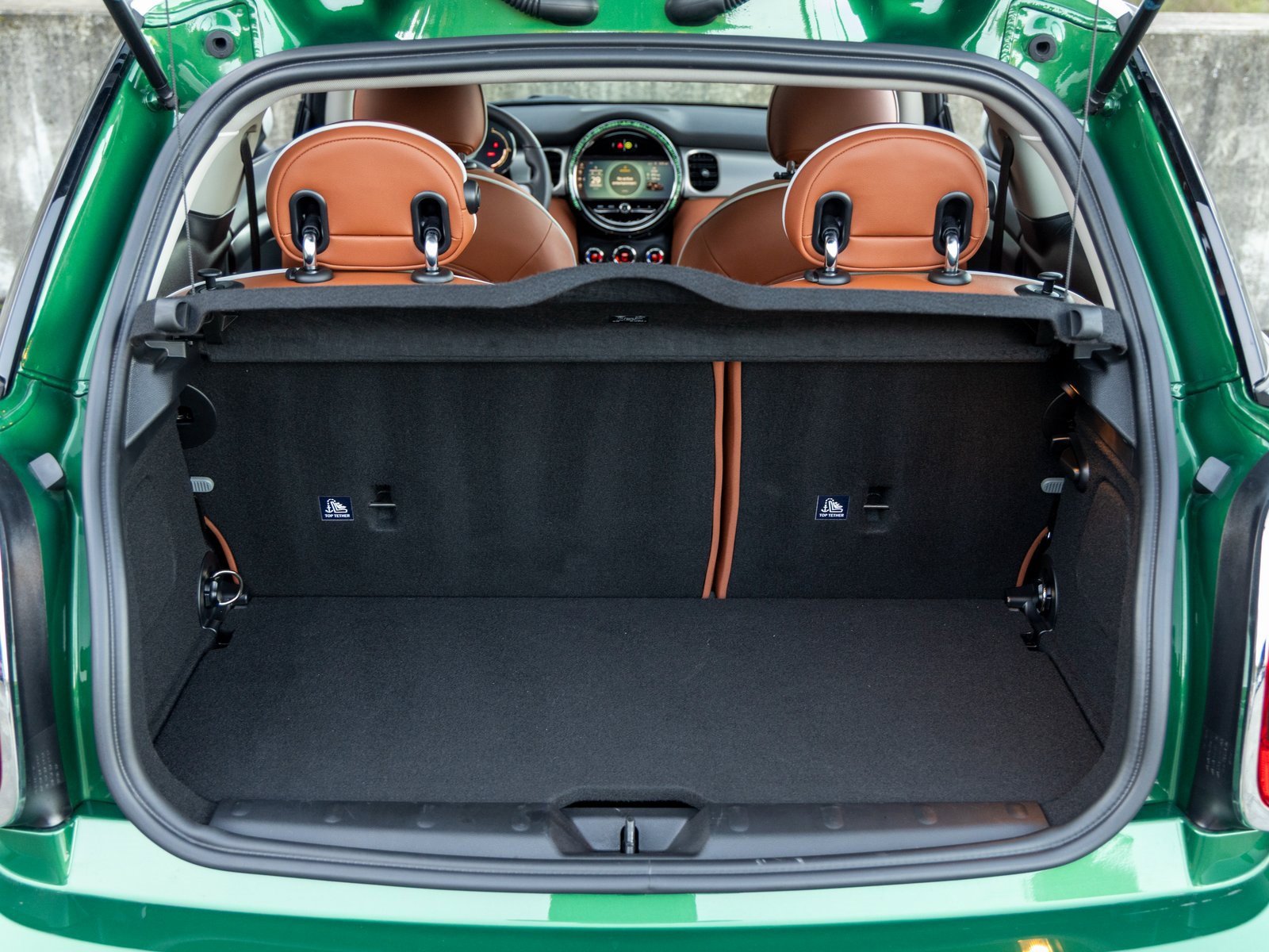 Used 2023 MINI Cooper 2-Door Hardtop w/ Signature Upholstery Package image 42