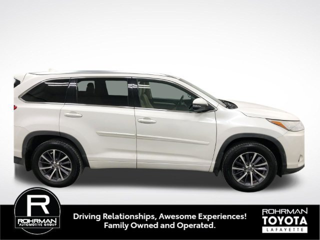 Used 2017 Toyota Highlander XLE w/ Protection Package #3 AWD/4WD image 9