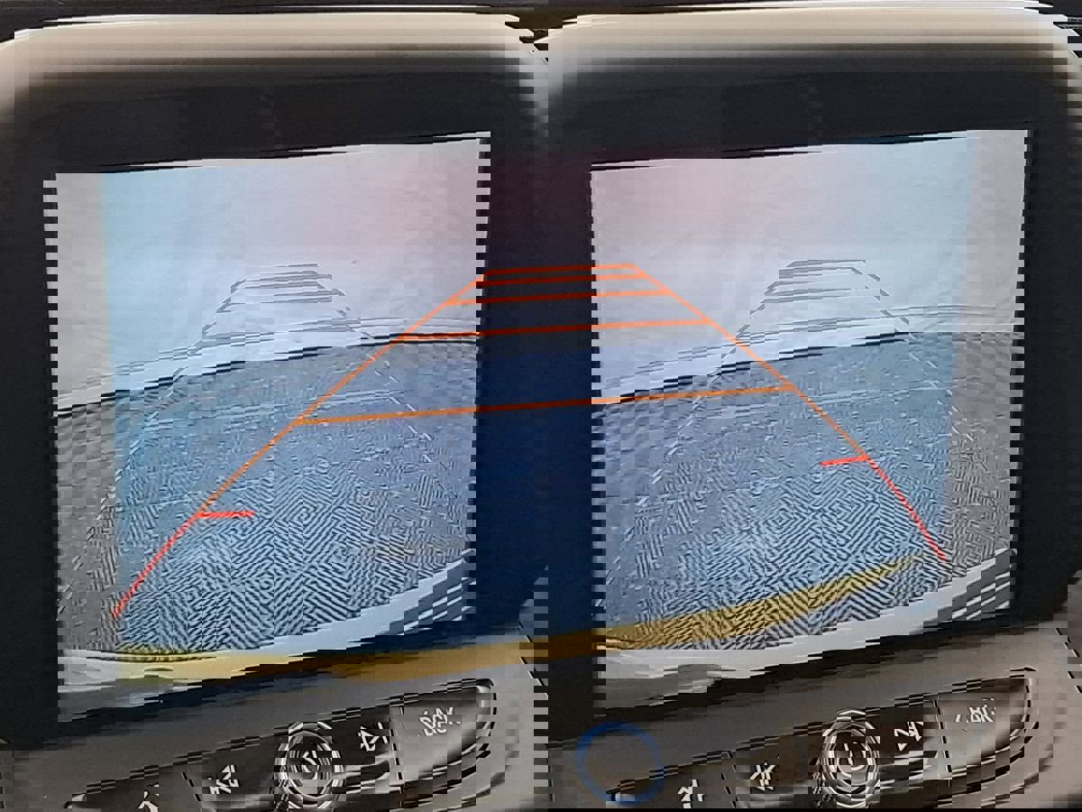 Used 2017 Chevrolet Camaro SS image 17