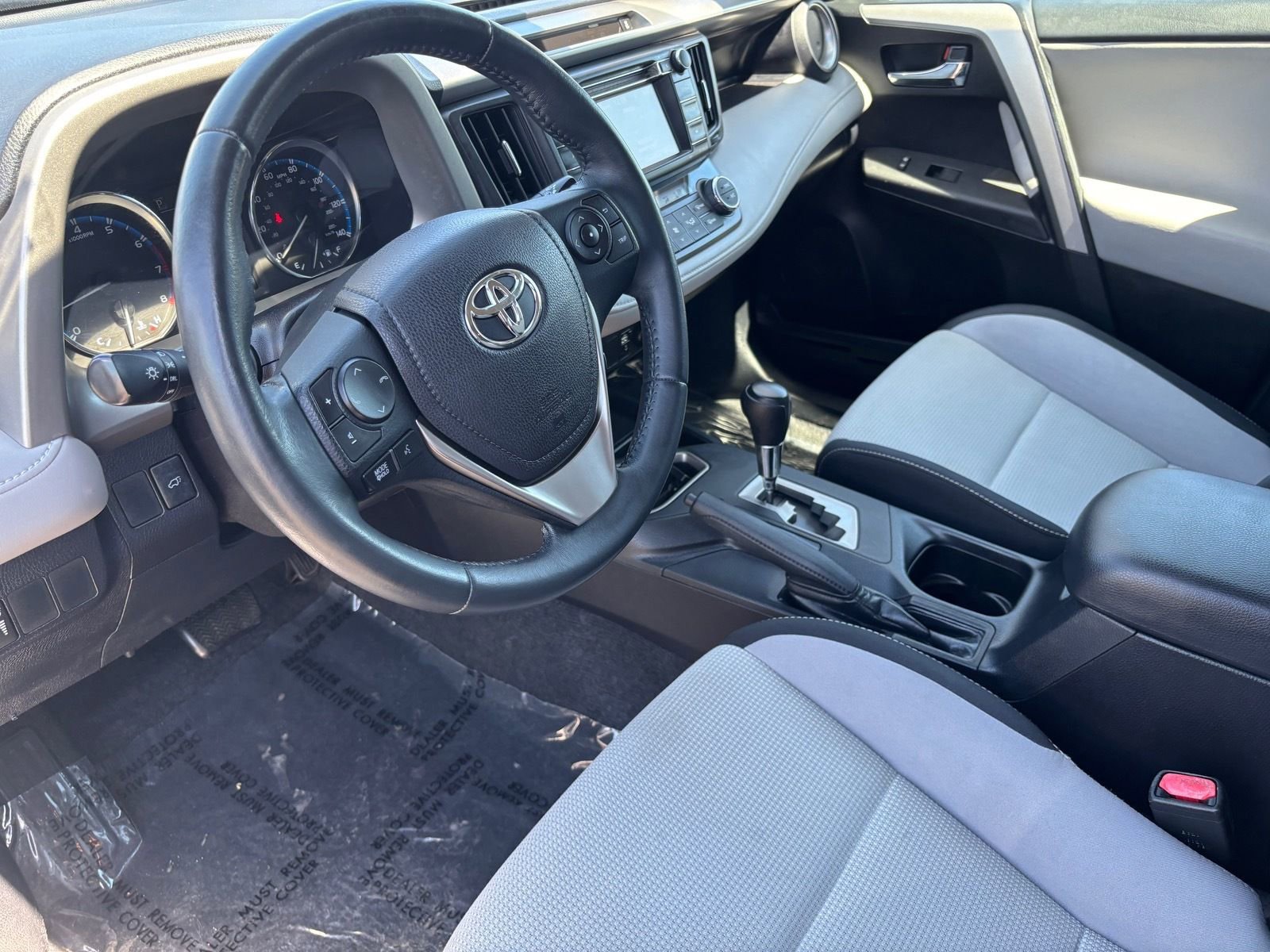 Used 2016 Toyota RAV4 XLE w/ Cargo Management Package image 20