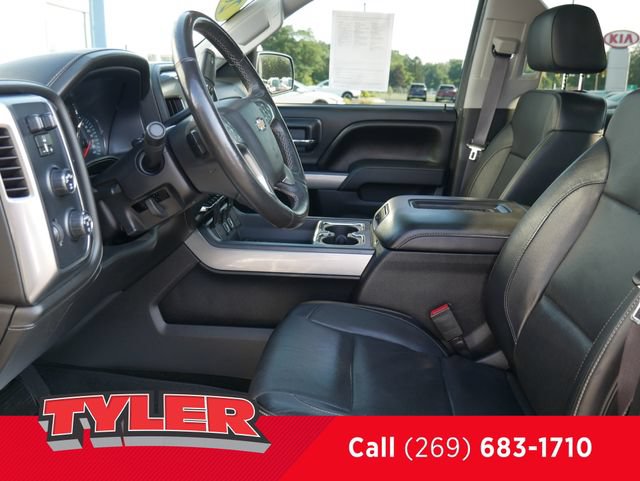 Used 2017 Chevrolet Silverado 1500 LTZ Z71 w/ LTZ Plus Package AWD/4WD image 37