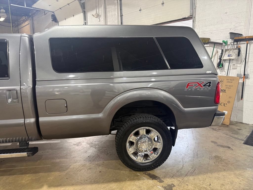 Used 2013 Ford F250 Lariat w/ Lariat Ultimate Pkg AWD/4WD image 12