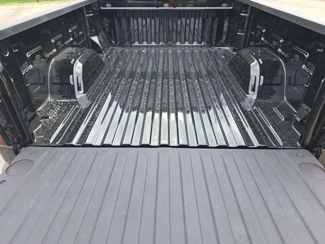 New 2026 GMC Sierra 1500 SLE image 21