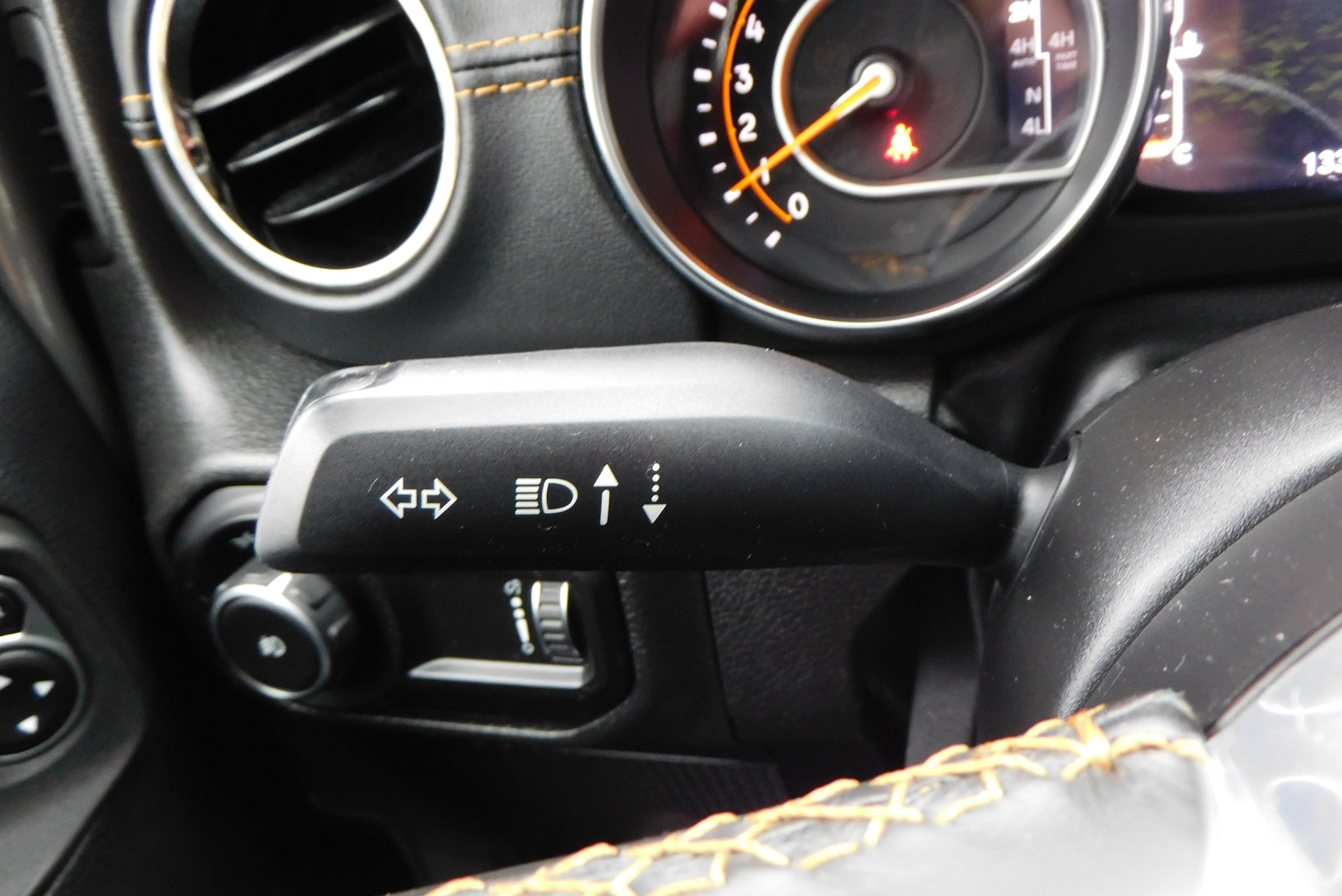 Used 2023 Jeep Wrangler High Altitude image 18