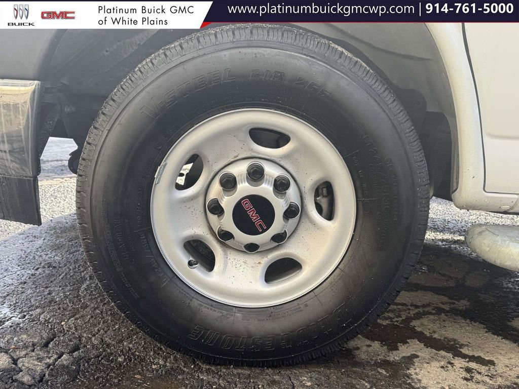 Used 2024 GMC Savana 2500 Work Van w/ Driver Convenience Package image 9