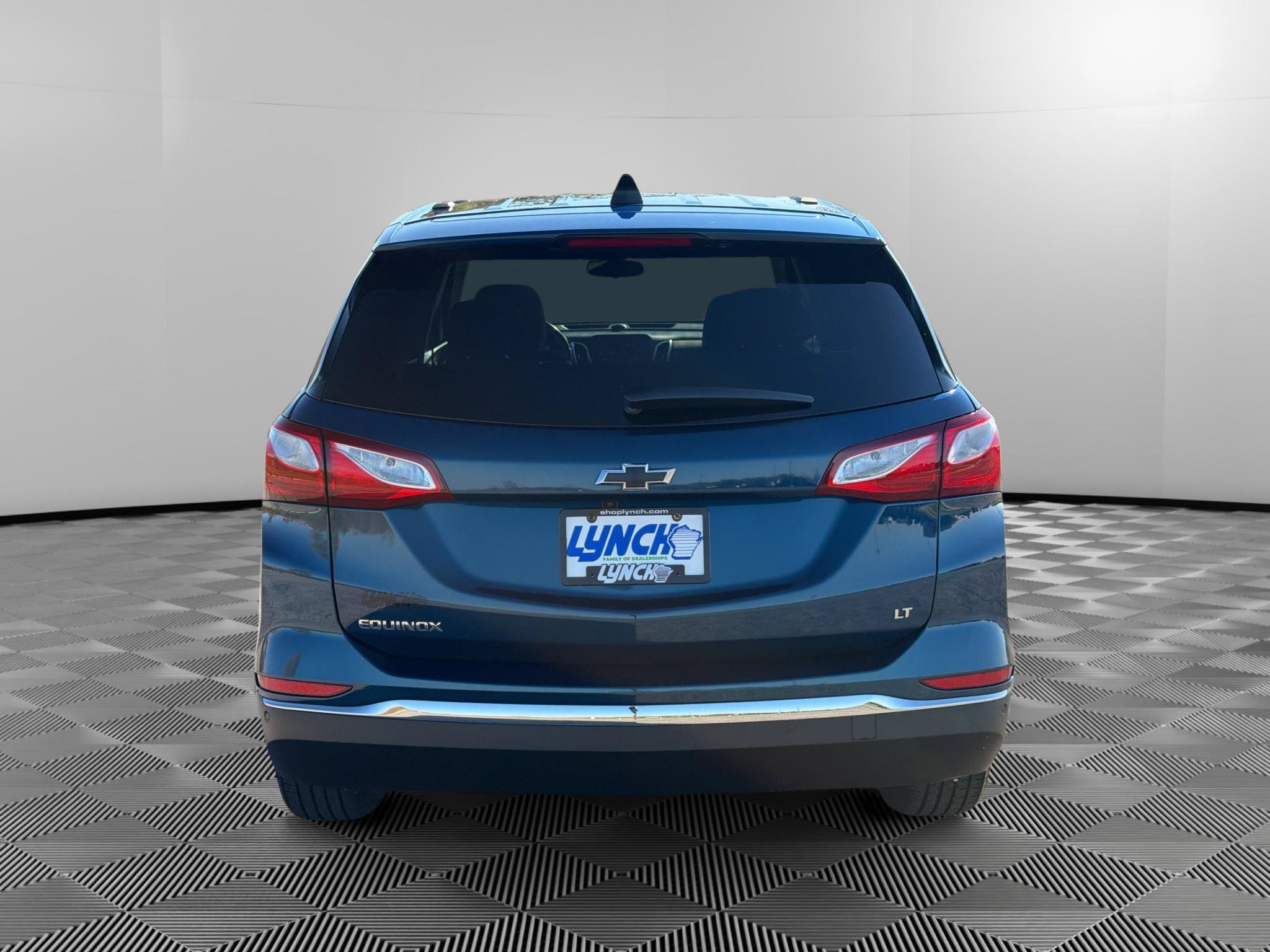 Used 2019 Chevrolet Equinox LT FWD image 3