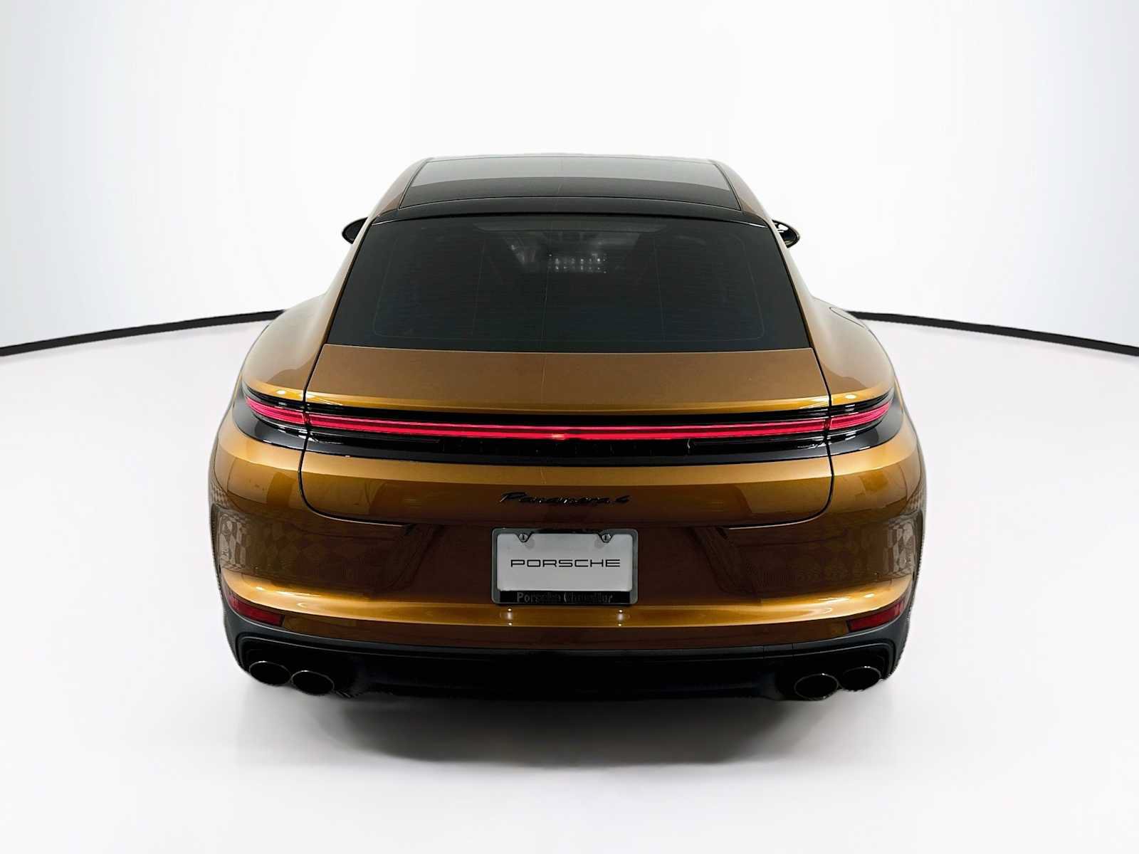Certified 2025 Porsche Panamera 4 AWD/4WD image 10