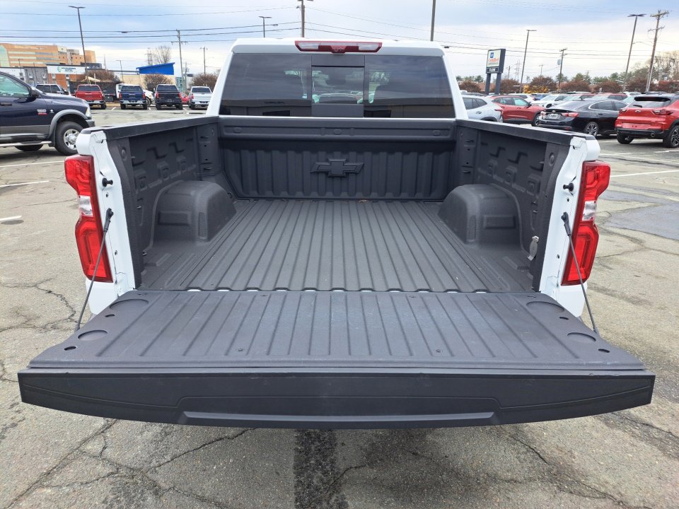 Certified 2025 Chevrolet Silverado 1500 LTZ w/ LTZ Premium Package image 25