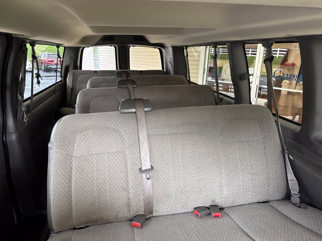 Used 2019 Chevrolet Express 3500 LT w/ LT Preferred Equipment Group RWD image 8