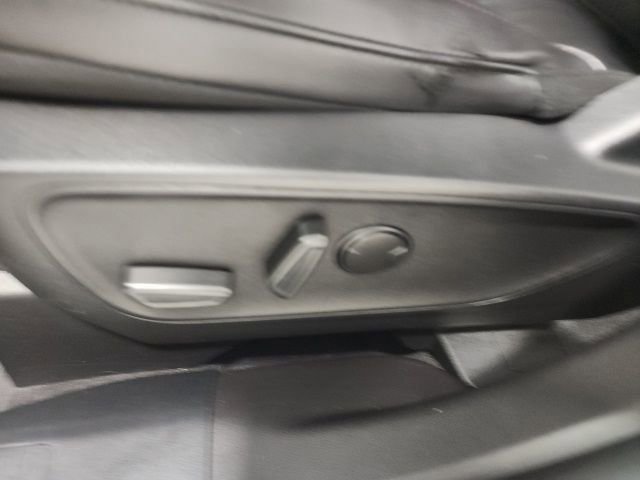 Used 2023 Ford Escape ST-Line w/ Tech Pack #1 AWD/4WD image 18