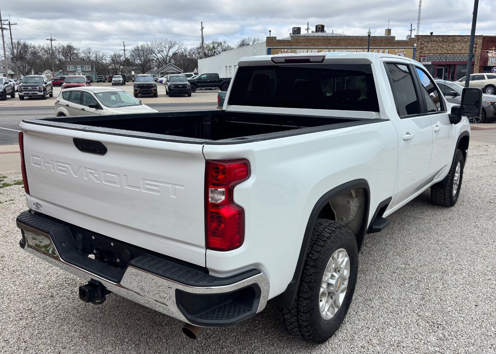 Used 2024 Chevrolet Silverado 2500 LT w/ Z71 Off-Road Package image 3