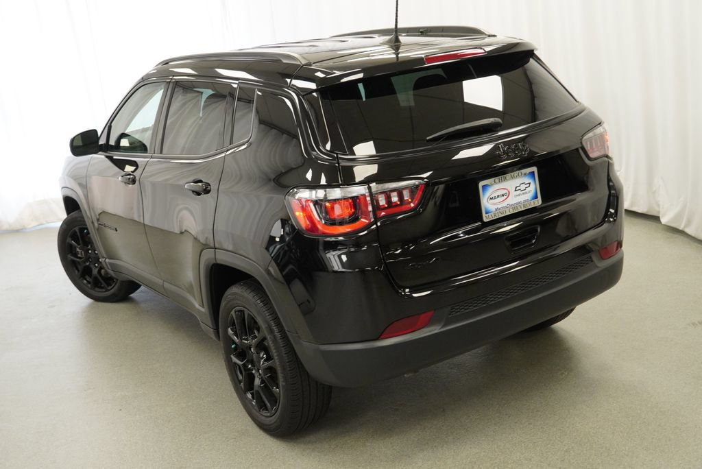 Used 2023 Jeep Compass Latitude w/ Convenience Group AWD/4WD image 37