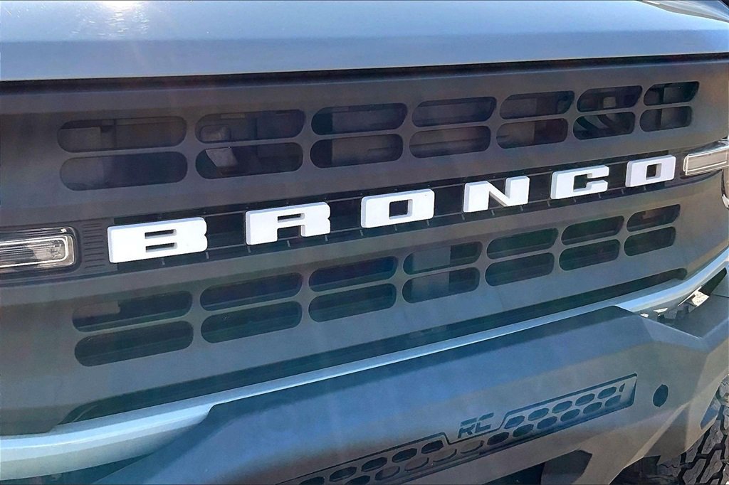 Used 2022 Ford Bronco Black Diamond w/ Sasquatch Package image 27