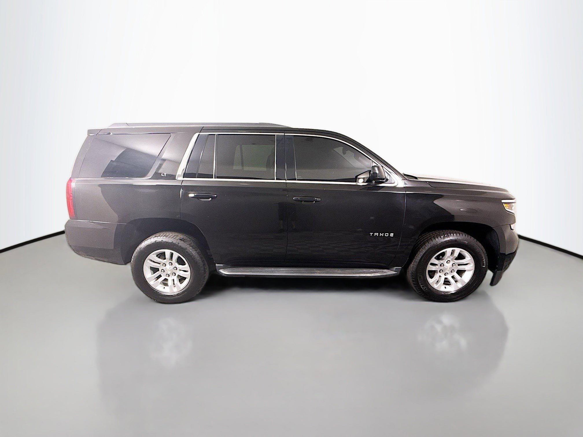 Used 2019 Chevrolet Tahoe LT image 11