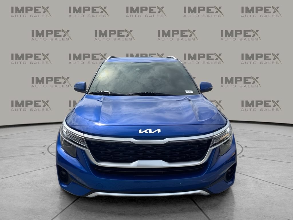 Used 2023 Kia Seltos S w/ Navigation Package FWD image 8