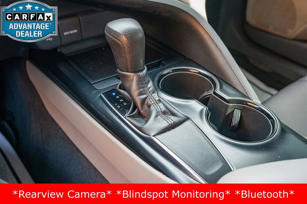 Used 2018 Toyota Camry LE image 25