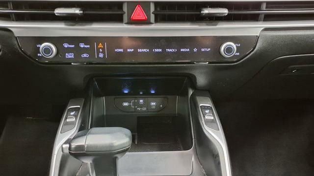 Used 2024 Kia Sorento S image 33