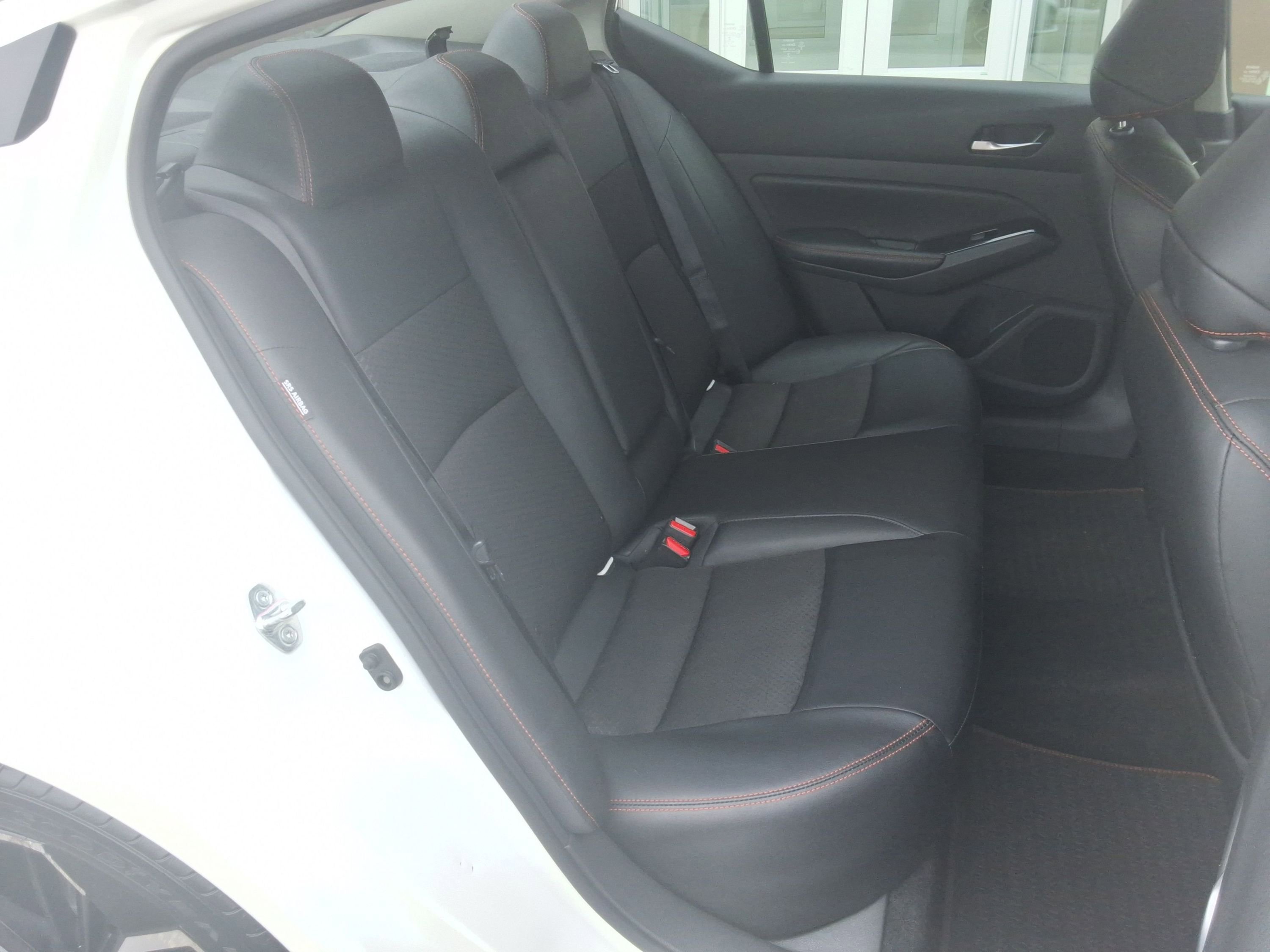 Used 2024 Nissan Altima 2.5 SR FWD image 31
