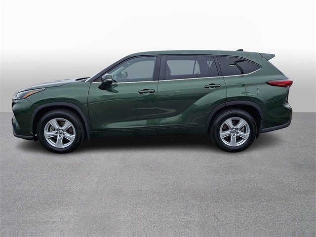 Certified 2023 Toyota Highlander LE image 7