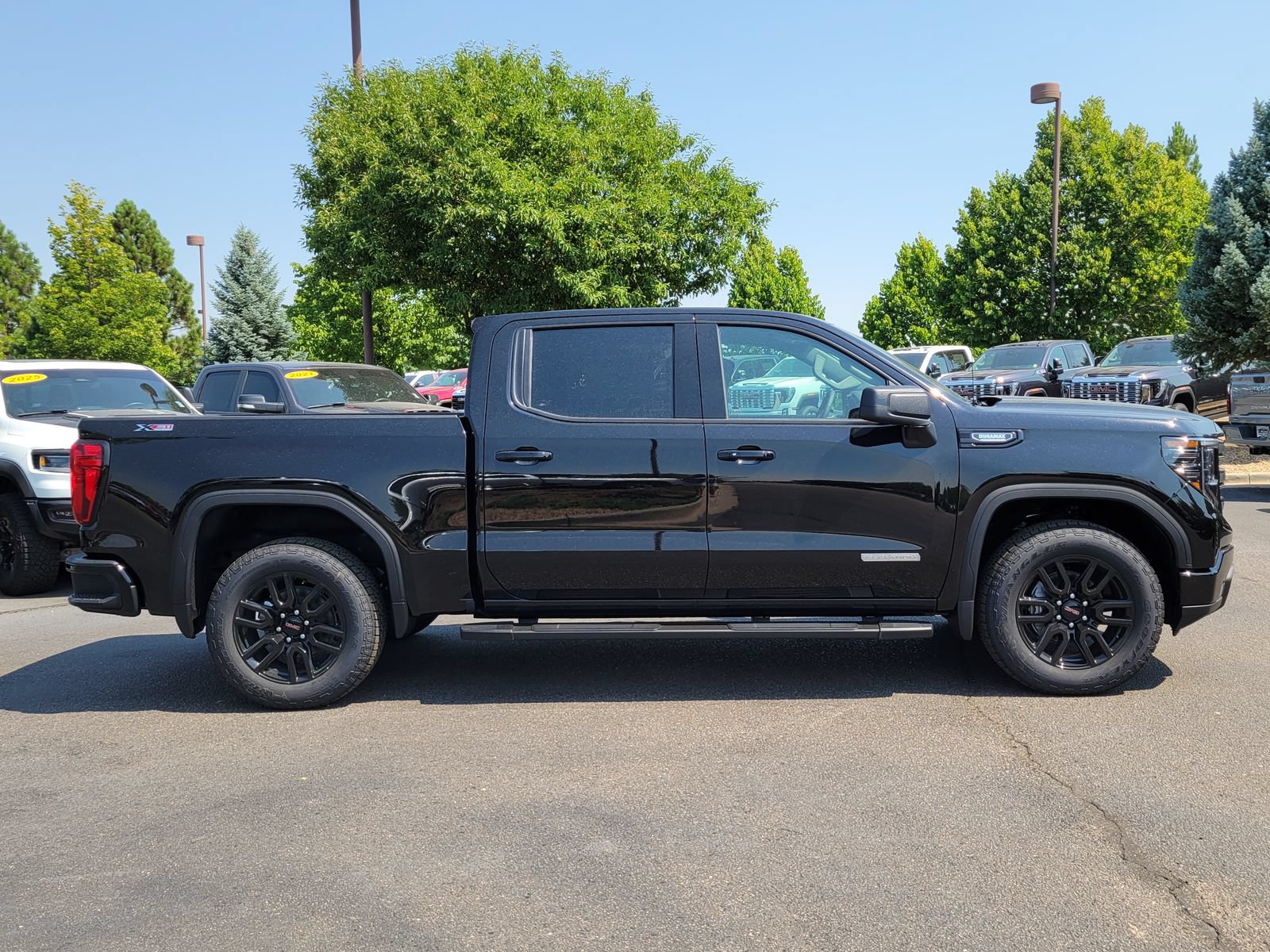 New 2026 GMC Sierra 1500 Elevation w/ X31 Off-Road Package AWD/4WD image 2