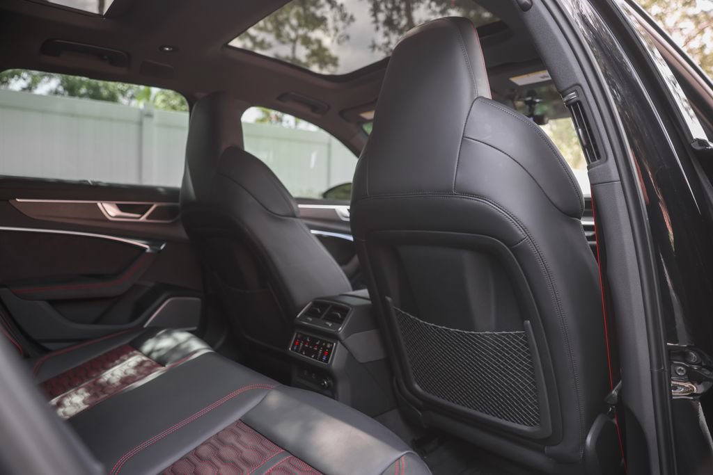 Used 2024 Audi RS 6 performance AWD/4WD image 28