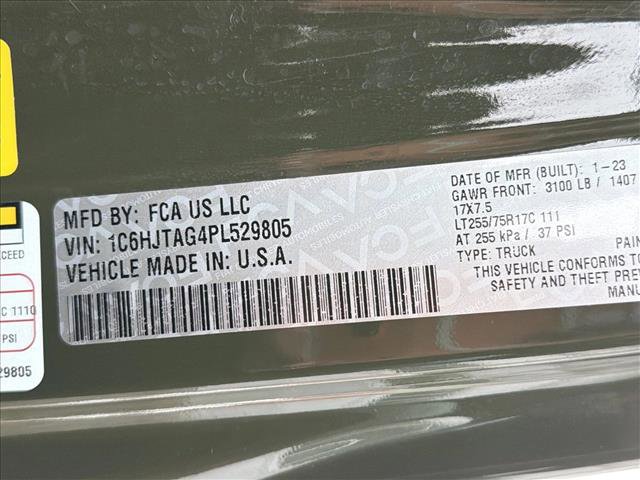 Used 2023 Jeep Gladiator Willys image 25