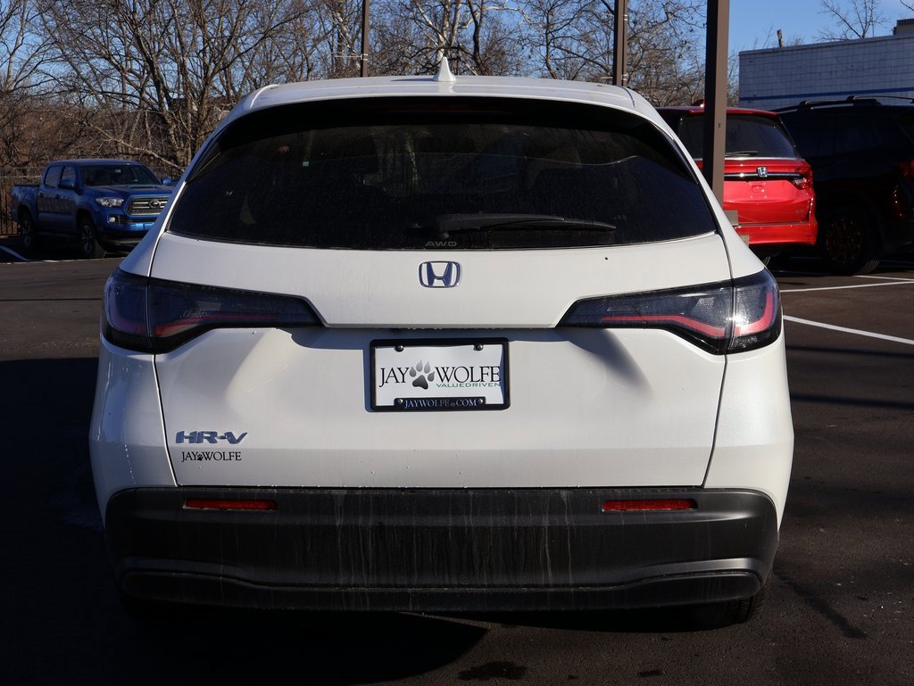 New 2026 Honda HR-V LX image 4