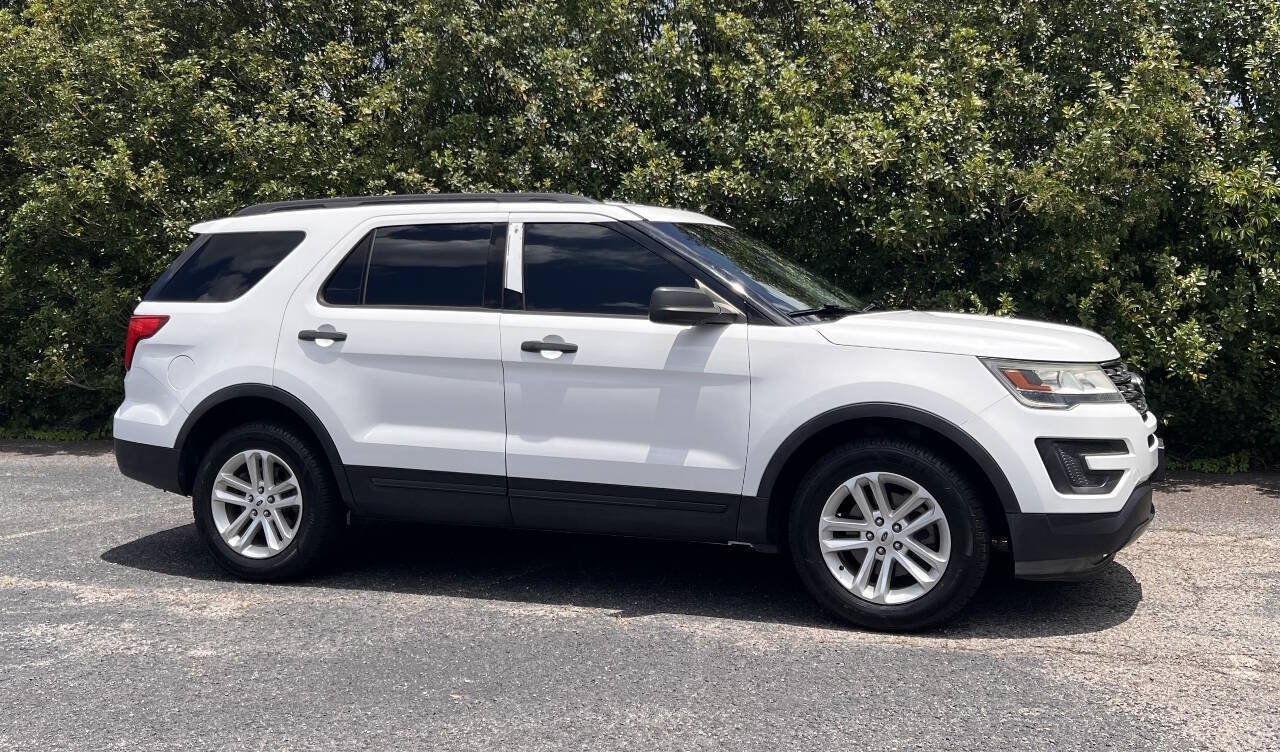 Used 2017 Ford Explorer 4WD image 8