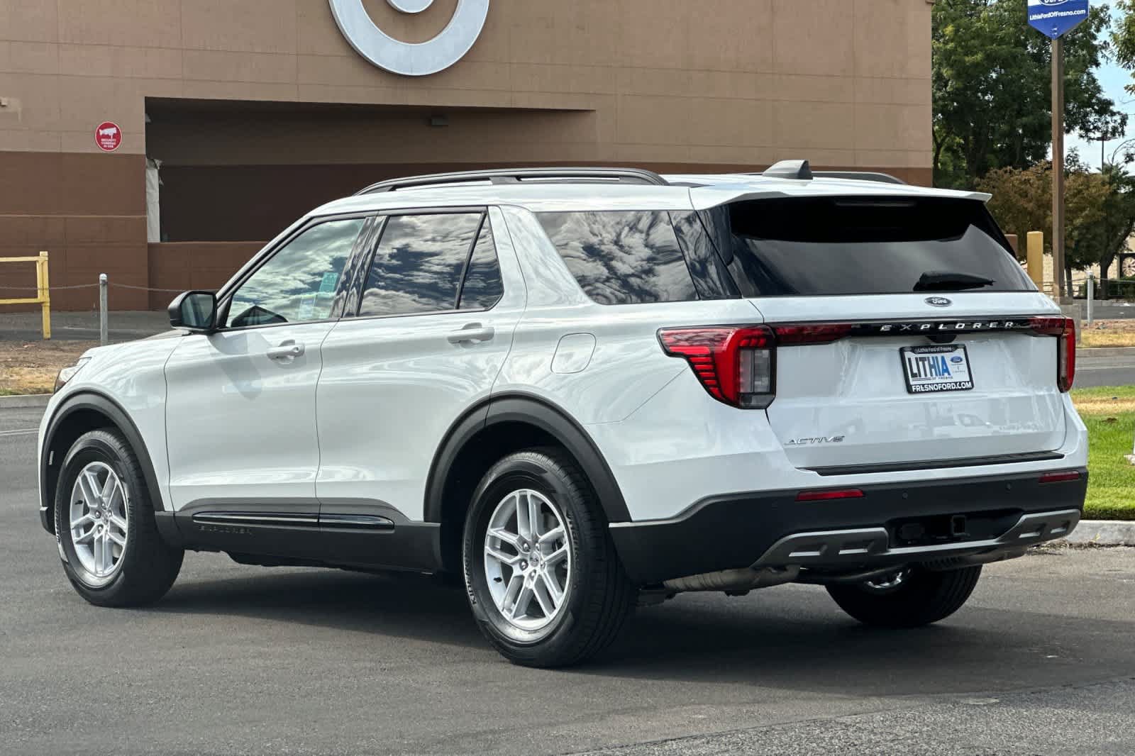 New 2026 Ford Explorer Active w/ Active Comfort Package RWD image 6