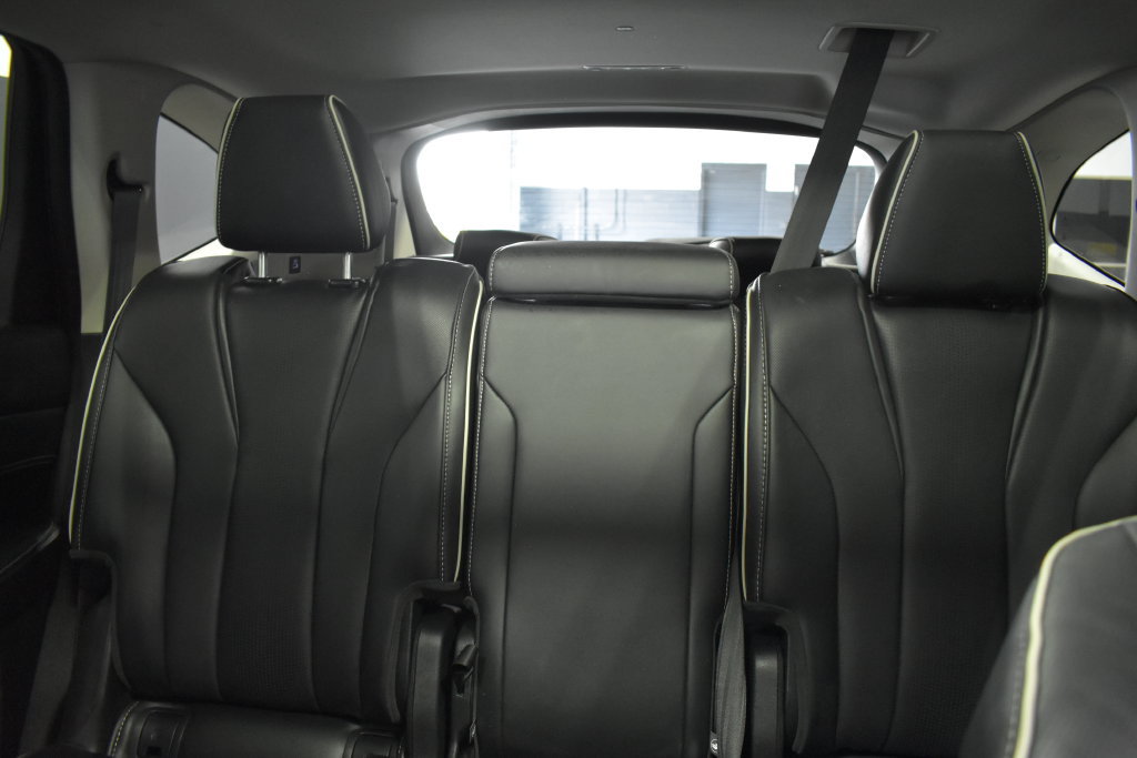 Used 2024 Acura MDX w/ Advance Package AWD/4WD image 29