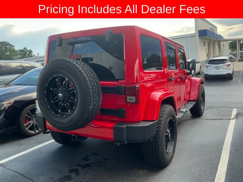 Used 2016 Jeep Wrangler Unlimited Sahara AWD/4WD image 4